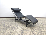 Original Fauteuil design en cuir Cassina lc4 chaise Perriand Le Corbusier noir