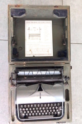 Machine a ecrire Allemande ww2